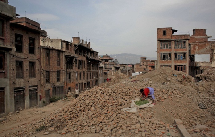 Un an après les séismes, le Népal est toujours un pays en ruines